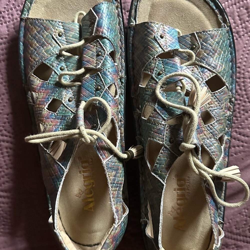 Alegria Women's Multicolor Woven Sandals